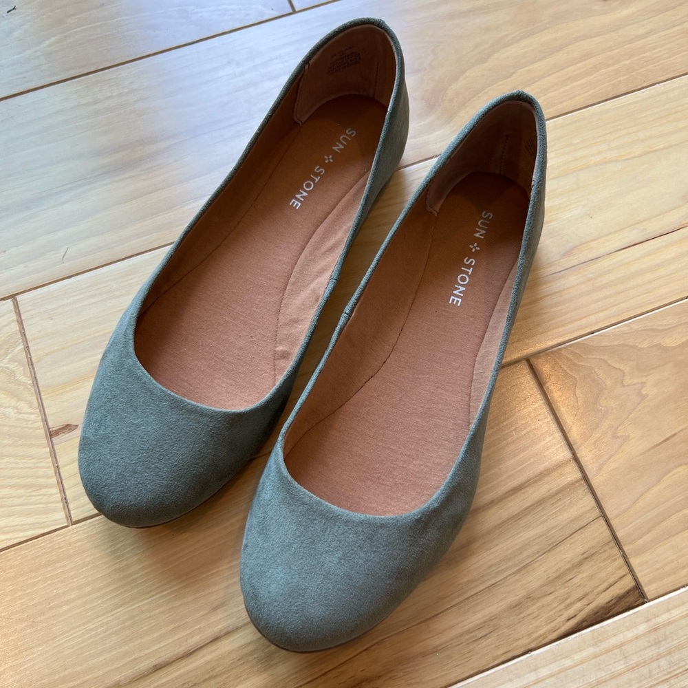 Sun + Stone Flats - Sage Green - 9